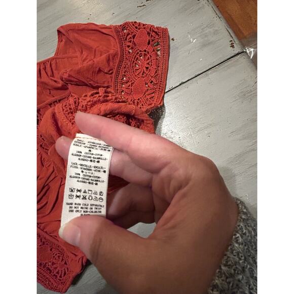 Free People Little Secret Red Orange Crochet Lace Panel Cropped Top Sz M Boho - Picture 6 of 8